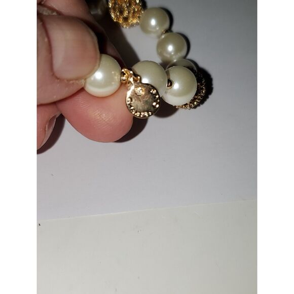 A Charter Club Faux Pearl and Gold Tone Bracelet Classy Stretchy Evening - Picture 3 of 8